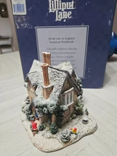 Lilliput Lane Collectible "Christmas Party" L2060, original box