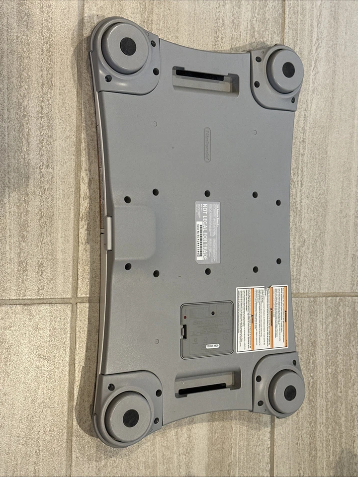 Nintendo Wii Fit Fitness Balance Board White RVL-021 Sports Games Active Tested - Image 2 of 2