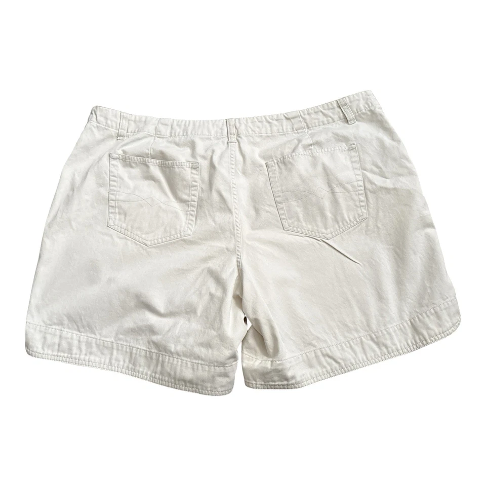 Pantalones cortos chinos faded glory para mujer talla grande 24W vintage caqui beige frente plano Foto 2 de 4