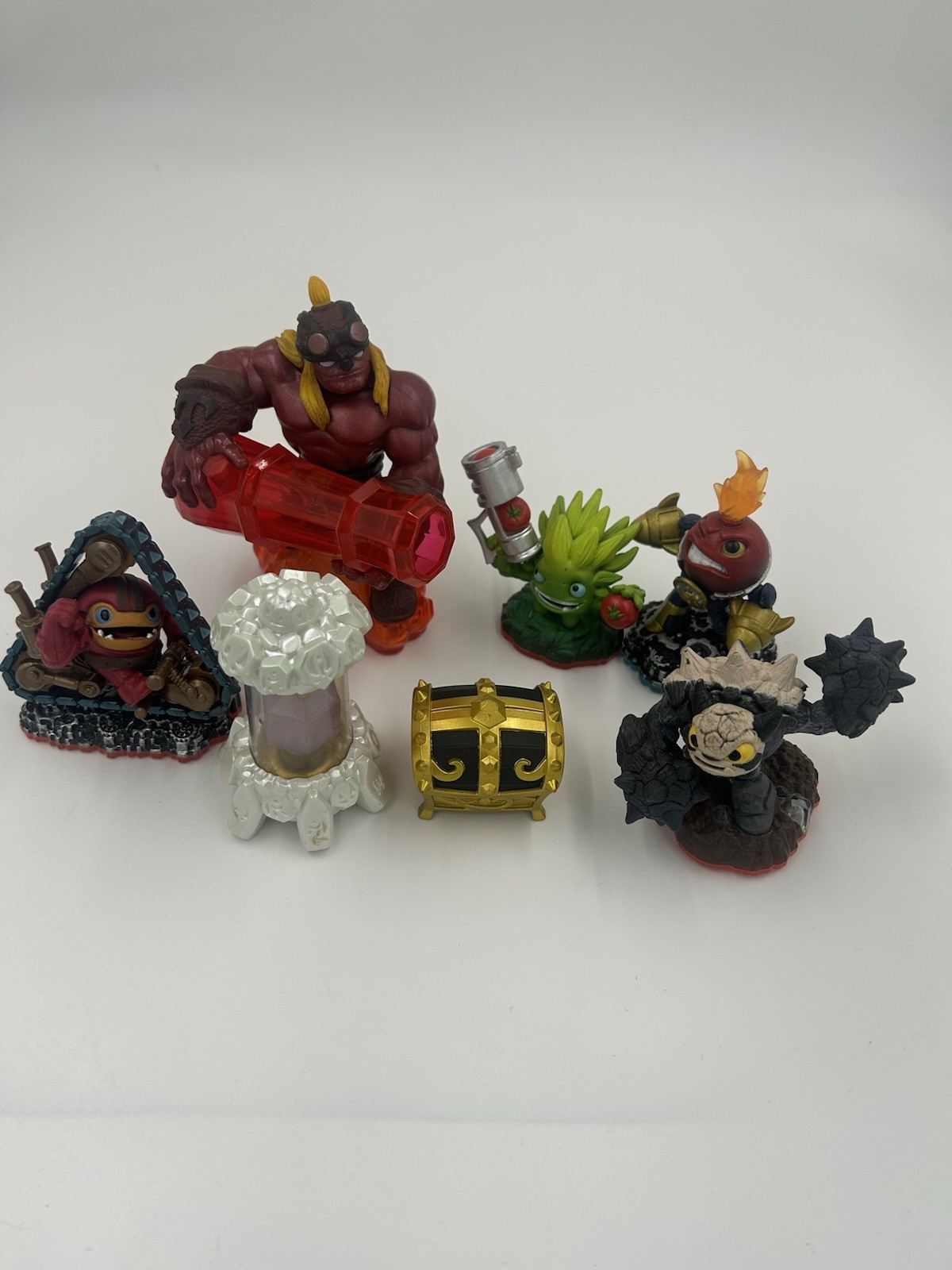 skylanders lot Creation Crystal Gold Chest And More