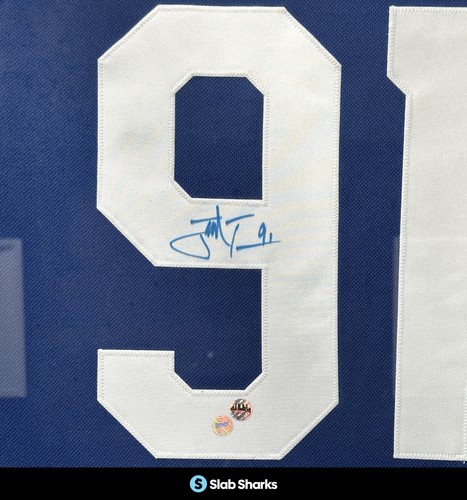 JOHN TAVARES SIGNED AUTO 25x19 DISPLAYED JERSEY ADIDAS FRAMEWORTH COA - Picture 3 of 6