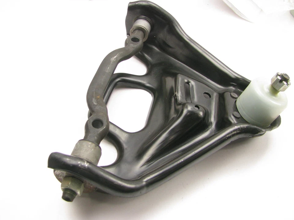 Brazo de control de suspensión superior derecho fabricante original Ford LTD 1985-86, 1985-1989 Town Car Foto 4 de 4