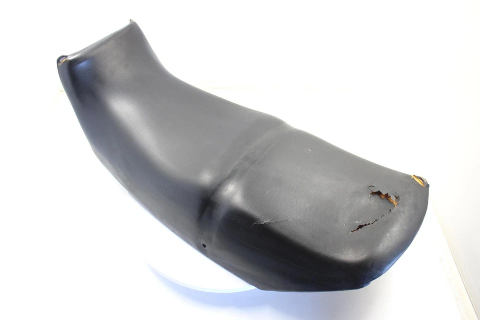 Suzuki GS700E 1985 OEM asiento del conductor delantero almohadilla sillín pillón Foto 2 de 4