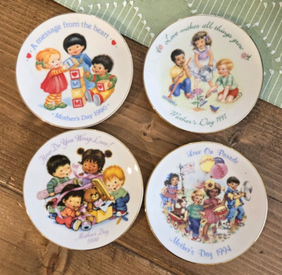 4 Avon 1990 91 92 94 Mother's Day Plates Collectible Heart Grow Love Parade