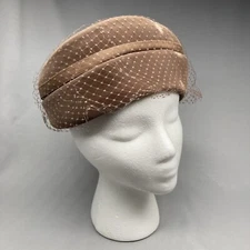 Vintage Taupe Beige Velour Pillbox Hat Ribbon Bow Accent Veil Netting