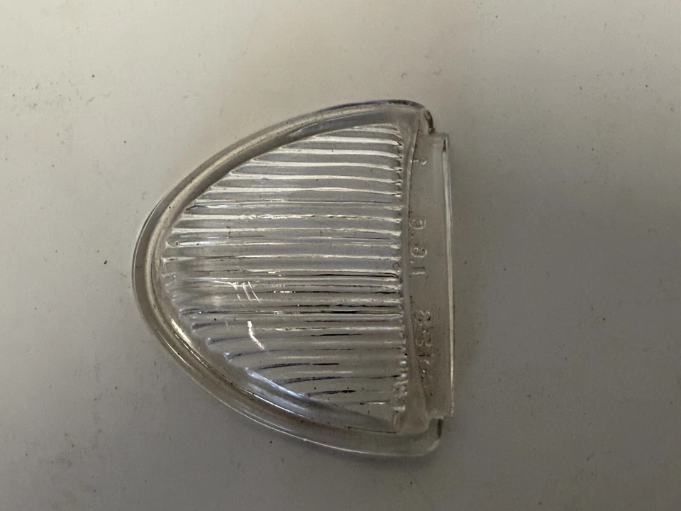 1940 Plymouth P9 Roadking P10 Deluxe парковки лампа прозрачный объектив 875235 новый из старых запасов. - Изображение 4 из 4