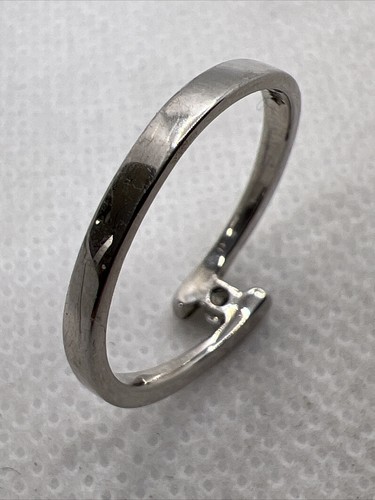 BEAUTIFUL Solid 14K White Gold CZ Ladies SNAKE STYLE Ring 2gr. Size 7.25 - Picture 6 of 12