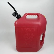 Blitz 11841 6 Gal 16 oz Red Plastic Gas Can Old Style W/ Pull Out Flexible Spout