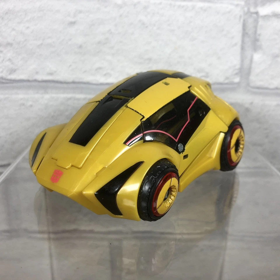 Transformers Generations Cybertronian Bumblebee Autobot HASBRO 2009 - Image 4 of 4