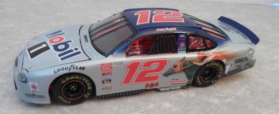 NASCAR, JEREMY MAYFIELD #12 MOBIL 1 125TH KENTUCKY DERBY 1999 FORD TAURUS LTD ED - Image 3 of 4