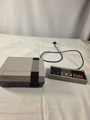 Nintendo NES Mini | getestet   | incl. Controller und Kabel