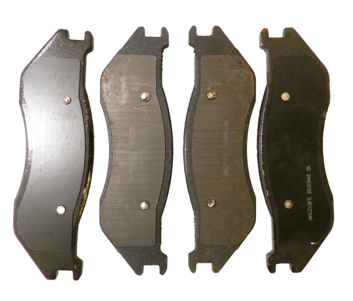 Wagner ZX966B QuickStop Semi-Metallic Front Disc Brake Pads