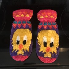 Looney Tunes Tweety Gloves