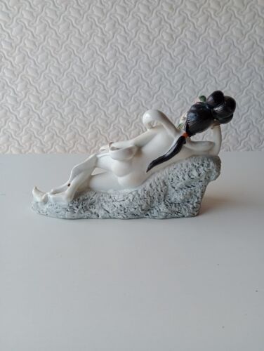 Japanese Geisha Porcelain Figurine Statue Floral Collectors - Picture 3 of 14