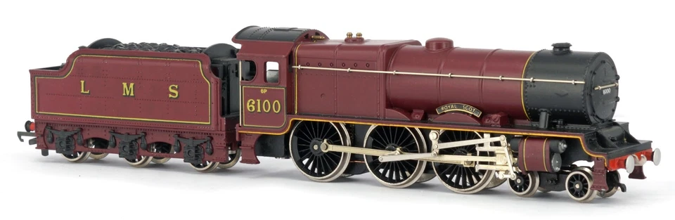 Vintage WRENN OO/HO W2260 4-6-0 ROYAL SCOT LMS MAROON #6100 - Image 2 of 4