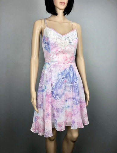 Sz 12 White Pink Print Crochet Trim 