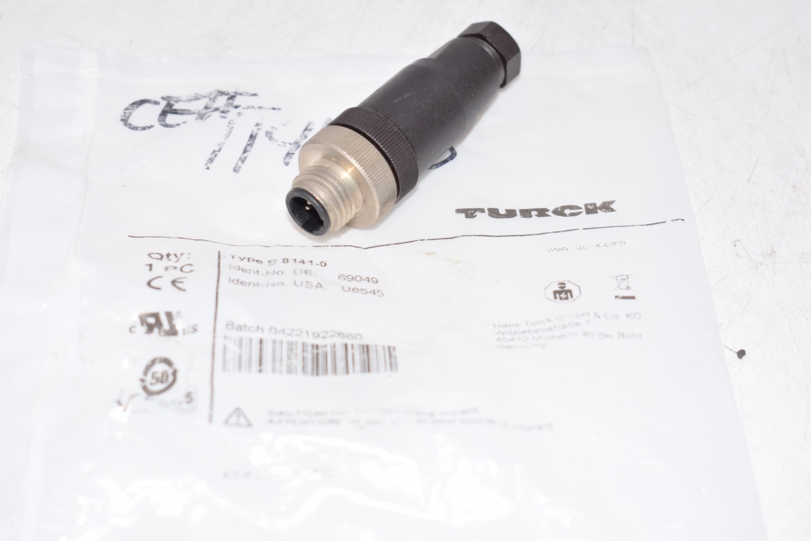 NEW TURCK BS 8141-0 STRAIGHT MALE CONNECTOR 69049