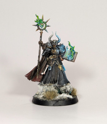 Warhammer - Slaves to Darkness - Chaos SorcererTZARKETH BANE OF LAW - Painted