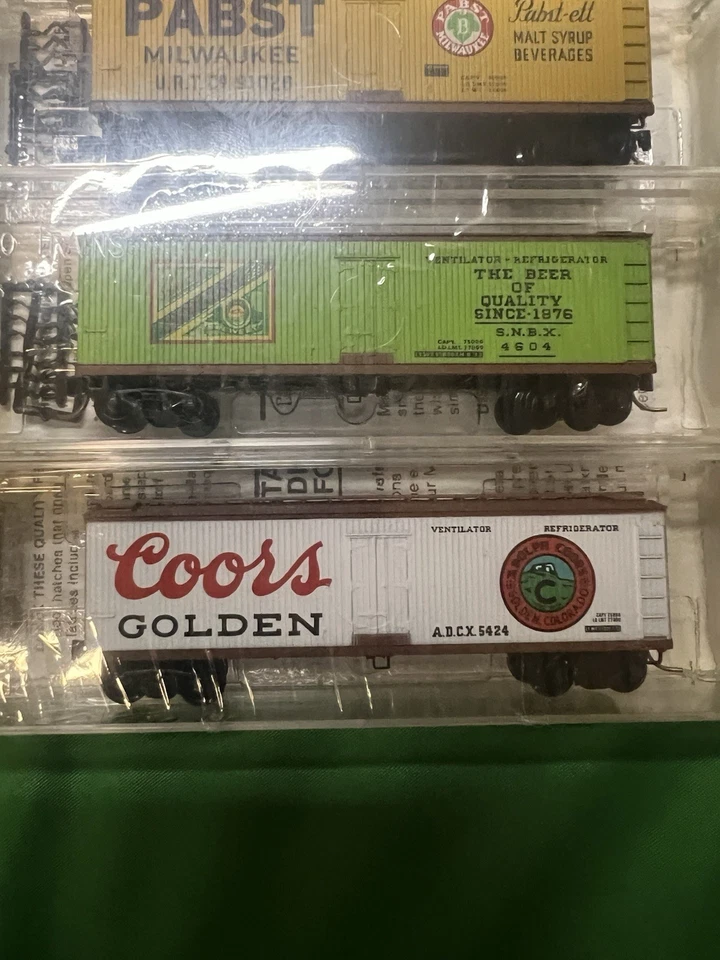 KD 47032-2 PAQUETE DE SEIS BEBIDAS 40' Frigoríficos de madera SELLADOS ESCALA N NUEVO Foto 2 de 4