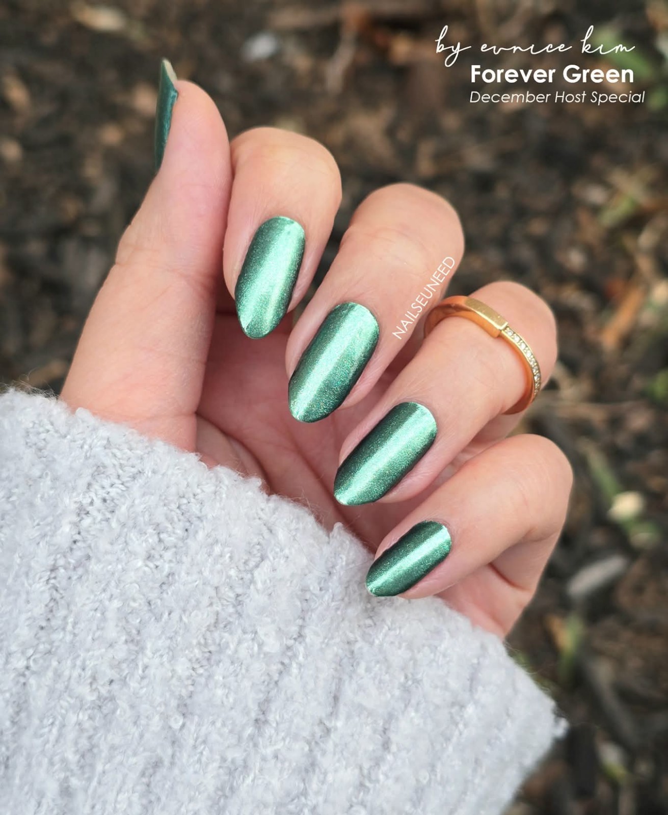 FOREVER GREEN   Beautiful two tone