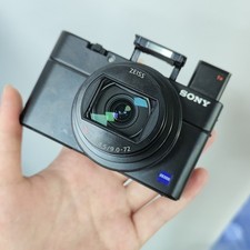 Sony Cyber-Shot DSC-RX100 VI RX100M6 20.1MP 8.3x Zoom Wi-Fi&NFC Digital Camera