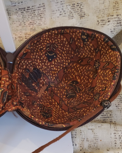 Preowned - Unique, Earthy - Coconut Purse - Lightweight with a long strap - Afbeelding 7 van 12