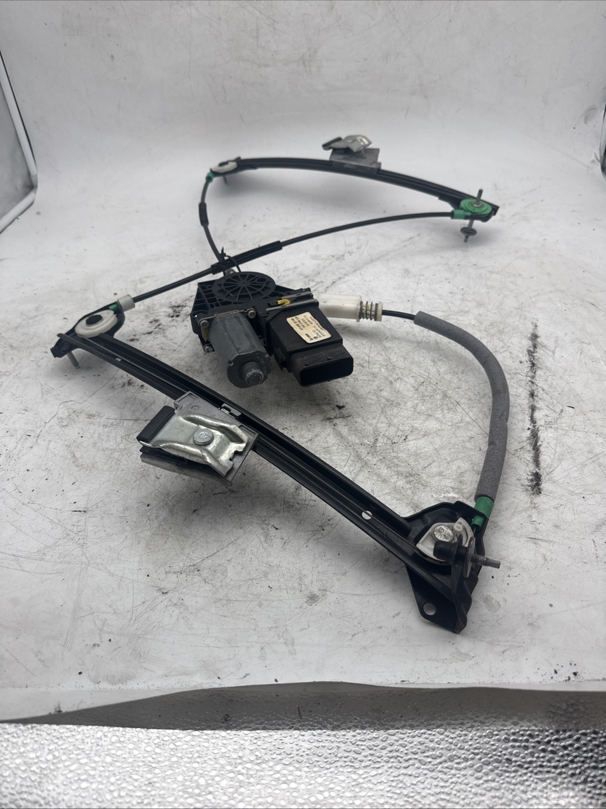 Chevrolet Corvette 2005-2013 Front Left Power window motor