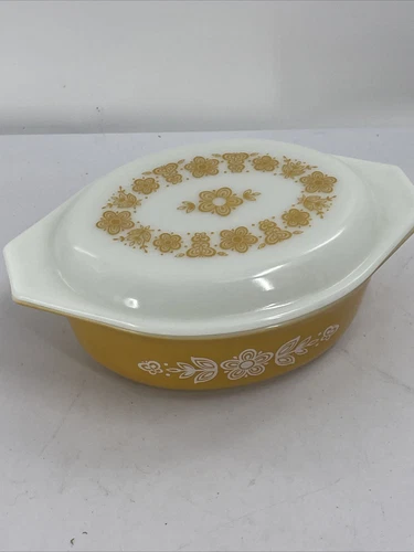 Vintage Pyrex Butterfly Gold 1 1/2 QT Oval Casserole Baking Dish & Lid - #043