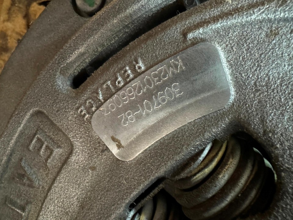 Eaton Heavy Duty Clutch Assembly 30970182 Advantage SelfAdjust 128760