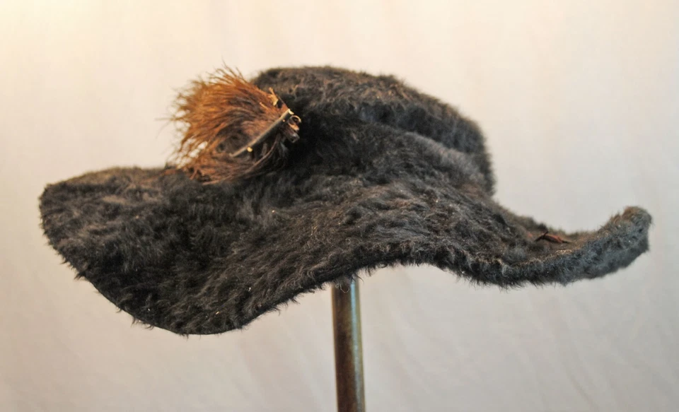 SOMBREROS ANTIGUOS DE FIELTRO POLAR DE FELPA EDUARDIANA DE 1890-1910, LOTE DE 2 MUSEOS Foto 2 de 4