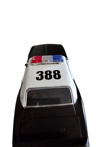 1967 Chevy camaro Z28 police model; scale 1:37; pull back action; doors open; - Picture 2 of 4