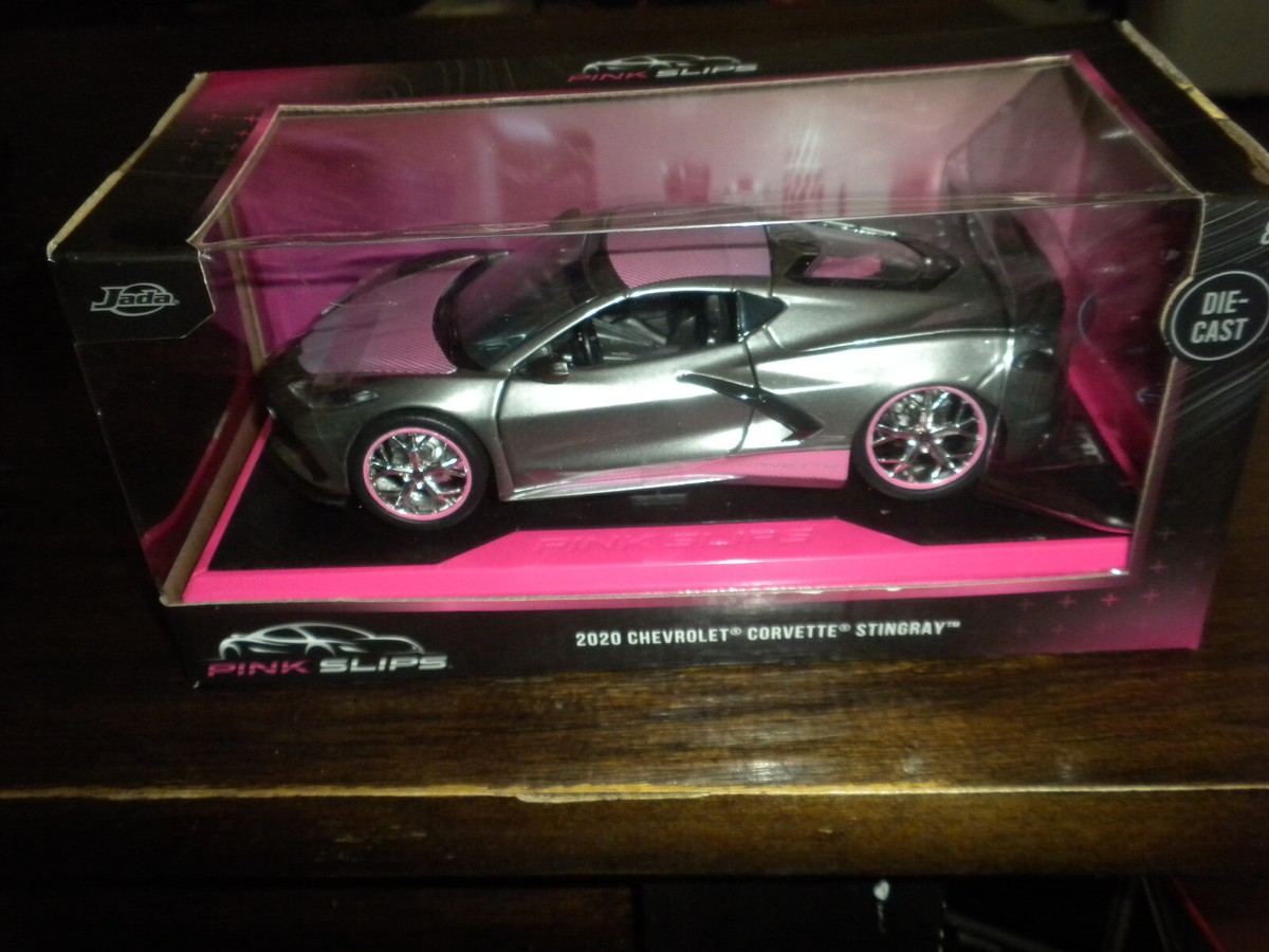 未開封 PINK SLIPS BATMOBILE & CORVETTE Amazon.com: Pink Slips 1:24 W2 2020 Chevy Corvette Stingray