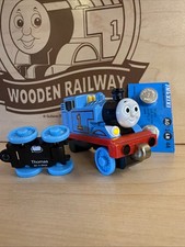 THOMAS  THOMAS FRIENDS TRAIN TAKE Along n play Diecast GOLD MAG LIGHT SOUND
