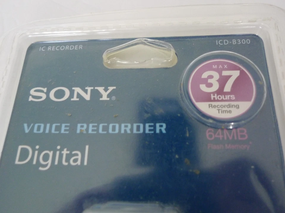 Brand NEW Sony ICD-B300 Digital Voice Recorder 64MB 37 hours recording time NIB - Image 3 of 4