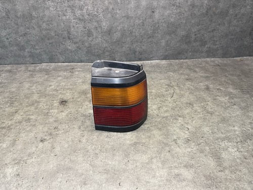 VW Passat 35i B3 Rücklicht Rückleuchte Rechts #33566