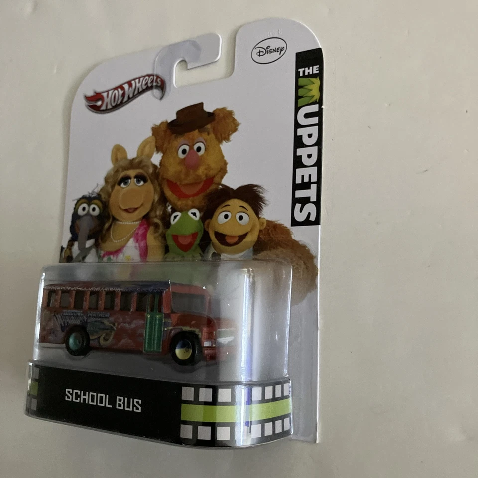 Hot Wheels Retro Entertainment The Muppets School Bus - Image 4 of 4