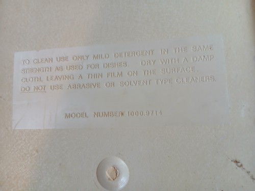 Kenmore Model 148.15600 Domestic Sewing Machine w/ Foot Pedal & Case WORKS AS-IS - Picture 13 of 17
