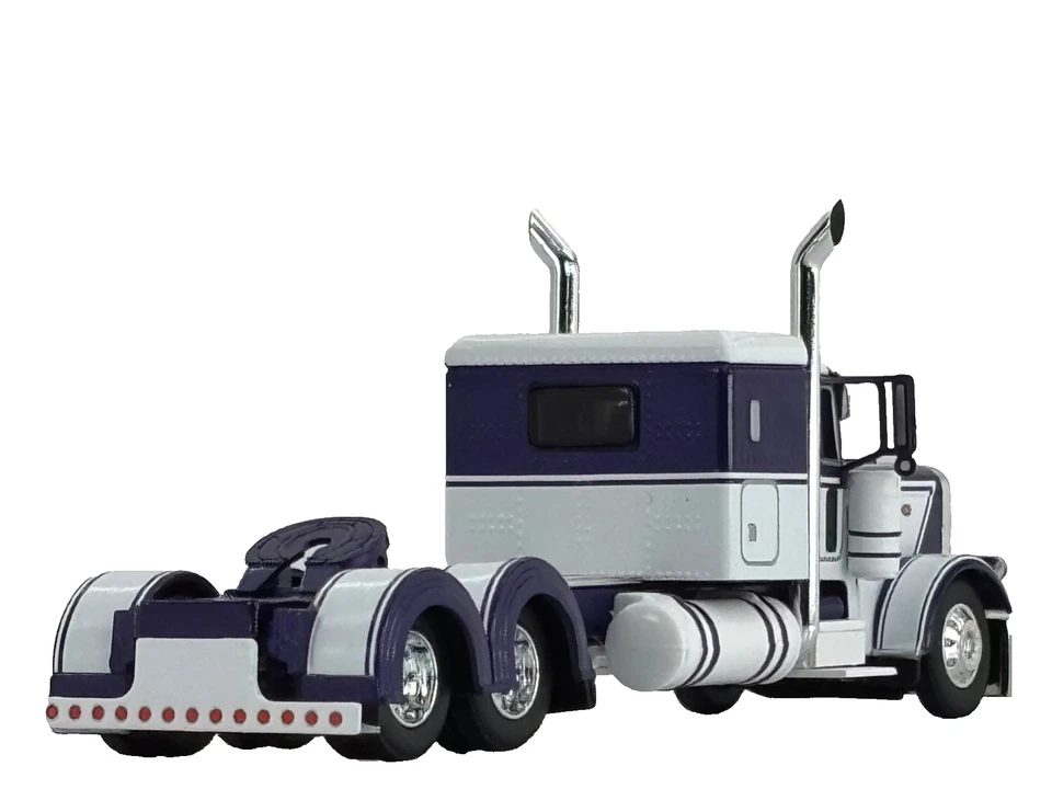 1/64 DCP PURPLE/WHITE PETERBILT 389 W/ 48" FLAT TOP SLEEPER - Image 2 of 4