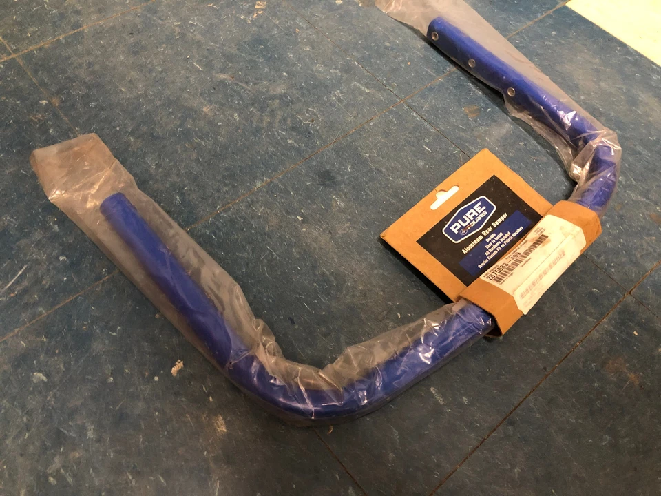 Barra de agarre de parachoques trasero azul OEM Polaris Fusion 900 700 IQ 600 06 07 2005-2011 05 Foto 2 de 3