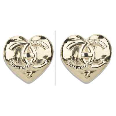 テ*ダ様 売り切り価格‼️新品未使用　正規品　CHANEL シャネル　ハートピア Chanel 22B Gold Large Heart Turnlock CC Logo Large Dangle Drop