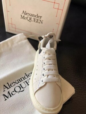 ☆人気☆【ALEXANDER MCQUEEN】☆キーリング Sneakers Keyring☆ ALEXANDER McQUEEN 'Oversize Sneaker' Leather Brass Key Ring