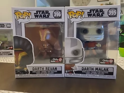 Vaulted Darth Revan/Darth Malak Pop Figure #396/#395