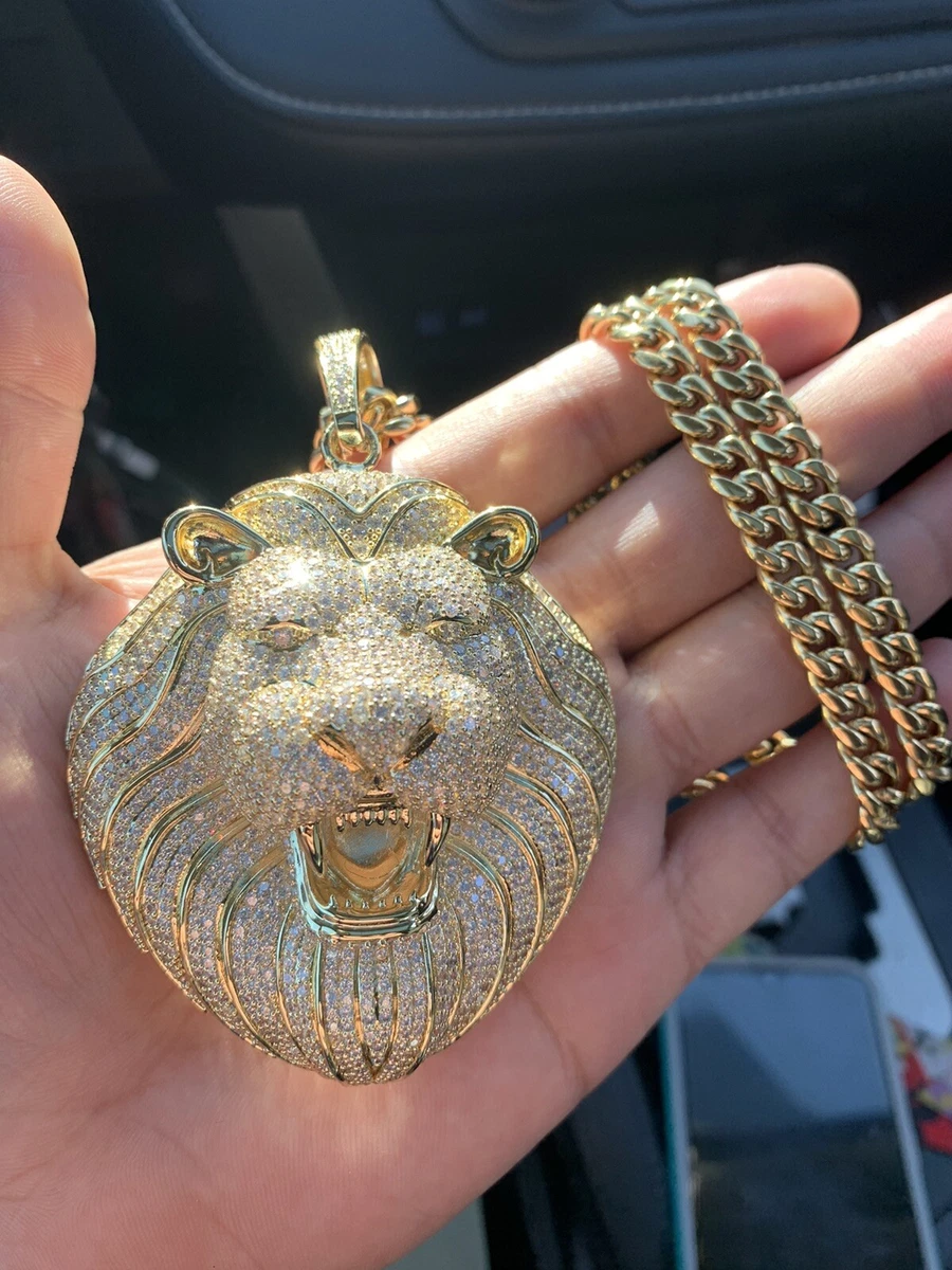 Gold lion chain store