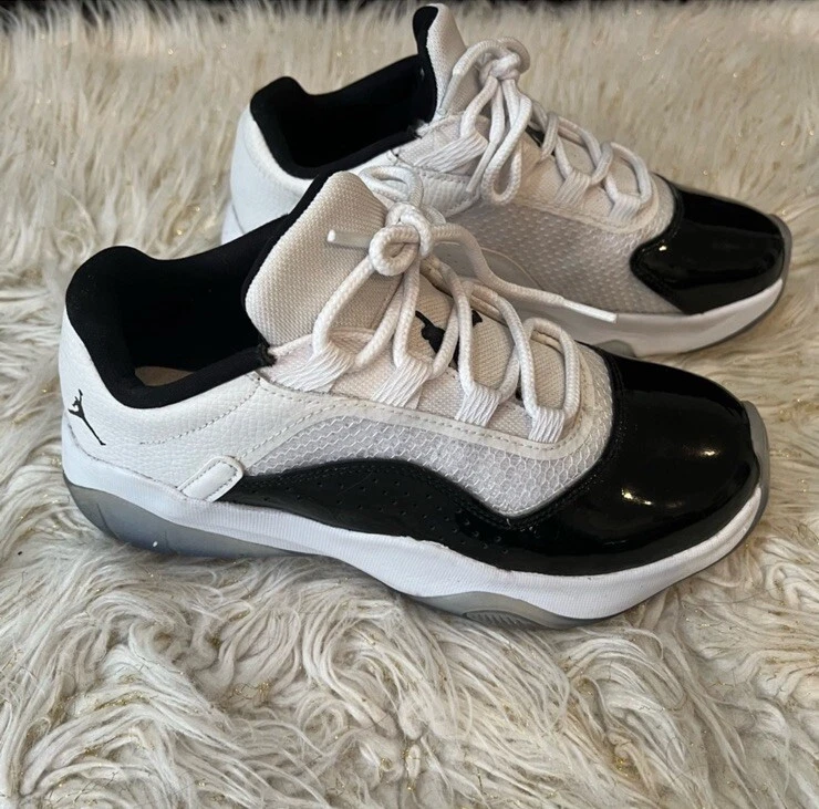 Scarpe sneakers Nike Air Jordan 11 CMFT basse Concord nere bianche taglia 6 anni