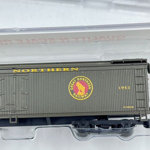 Roundhouse Trains N Gauge Great Northern 1953, 50' Express Reefer Car - 82905 - Picture 5 of 6