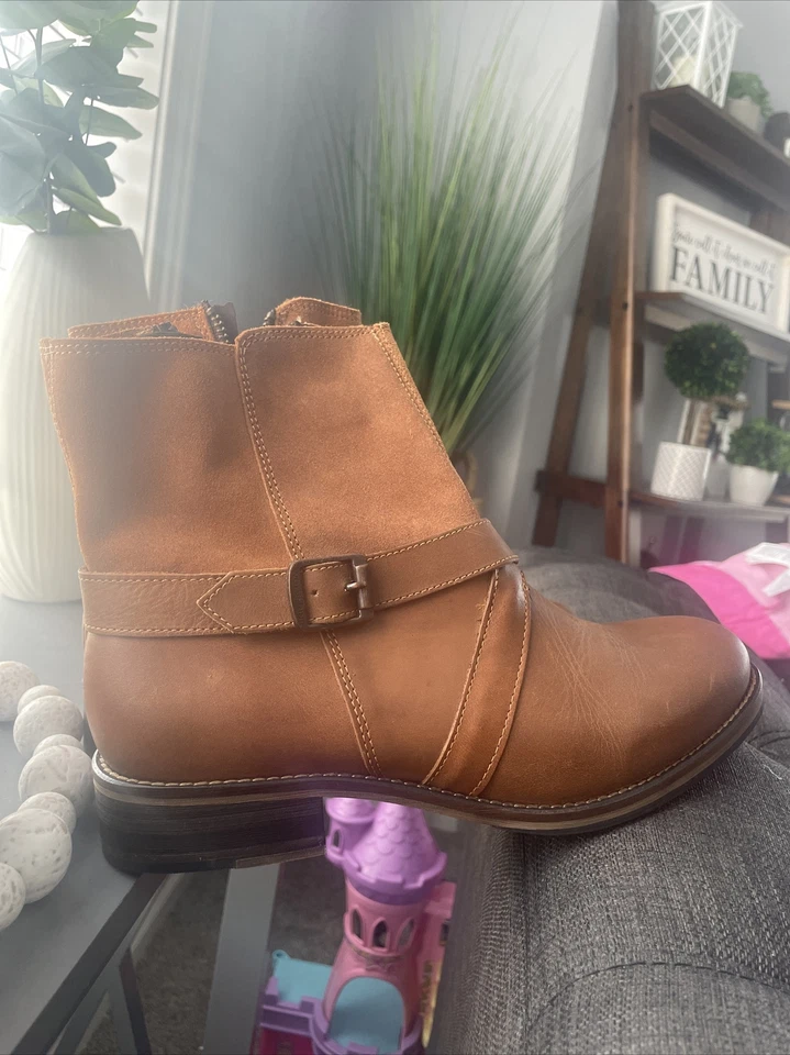 Botas Wolverine para mujer Foto 2 de 4