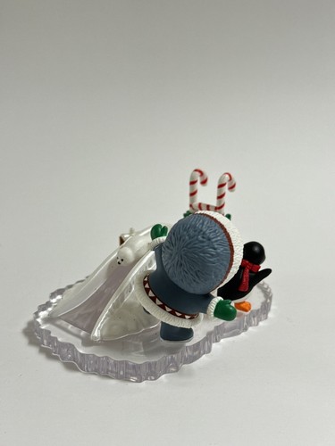 2004 Hallmark “Frosty Friends” 25th Series Eskimo & Penquin Sliding - Picture 3 of 5