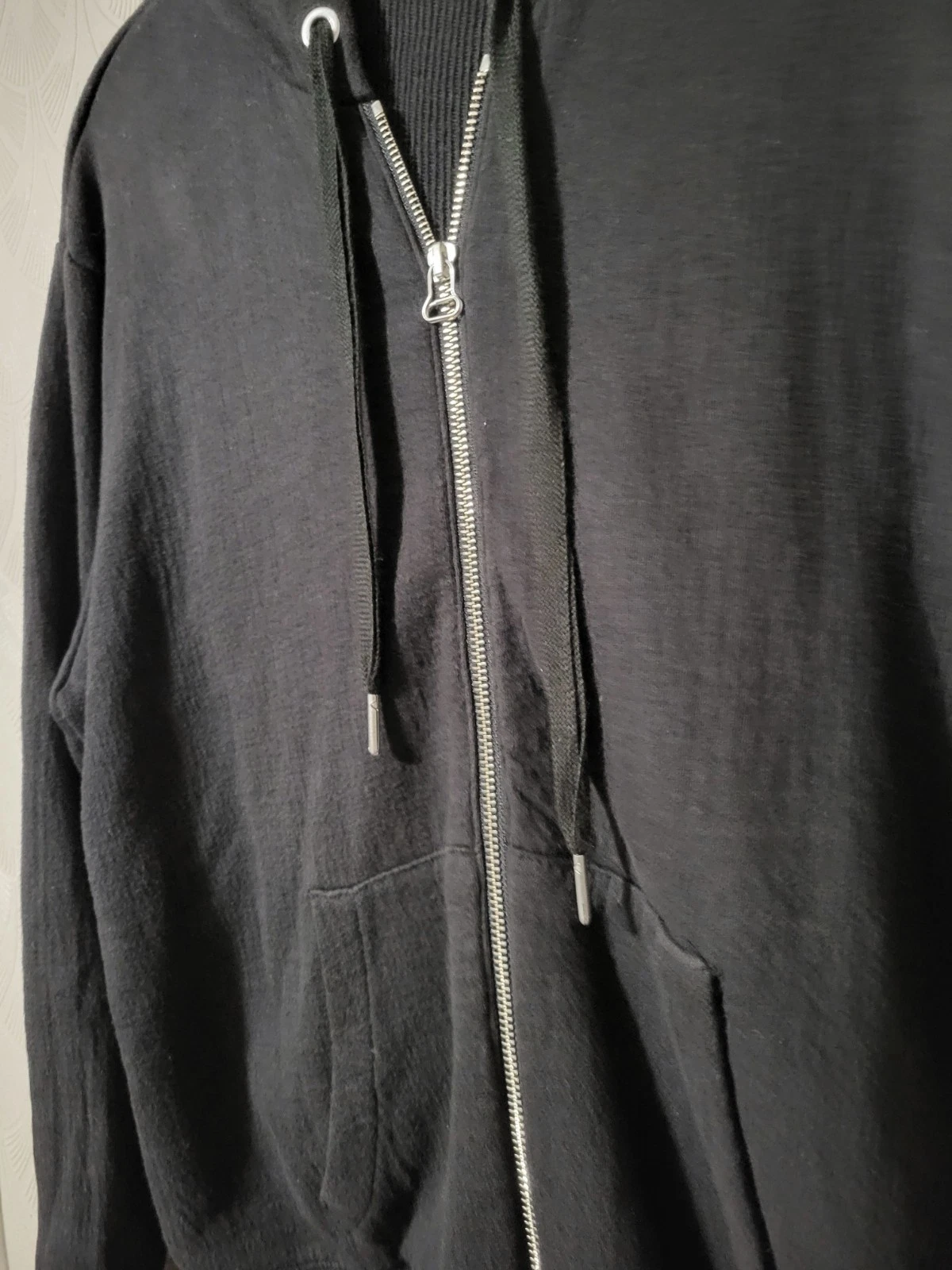 Giacca donna T By Alexander Wang nera con cappuccio e zip taglia small incrociata sul retro