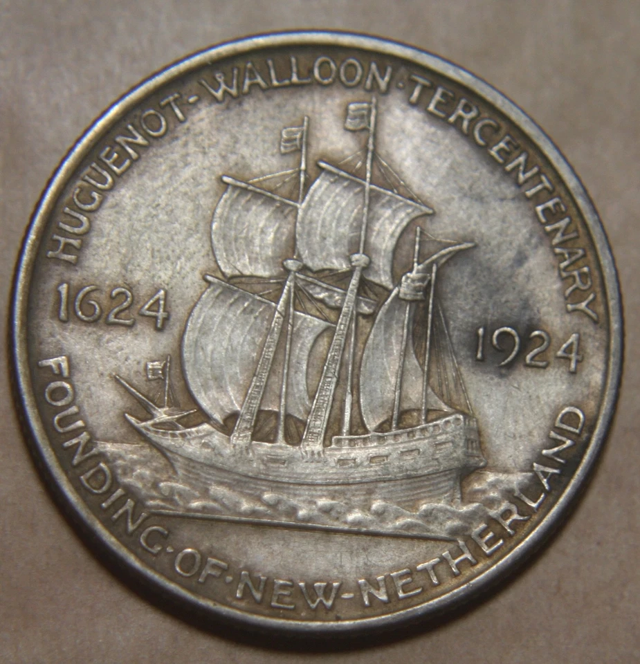 1924 Huguenot-Walloon Silver Commemorative Half Dollar - 50C - No Reserve! - Image 2 of 2