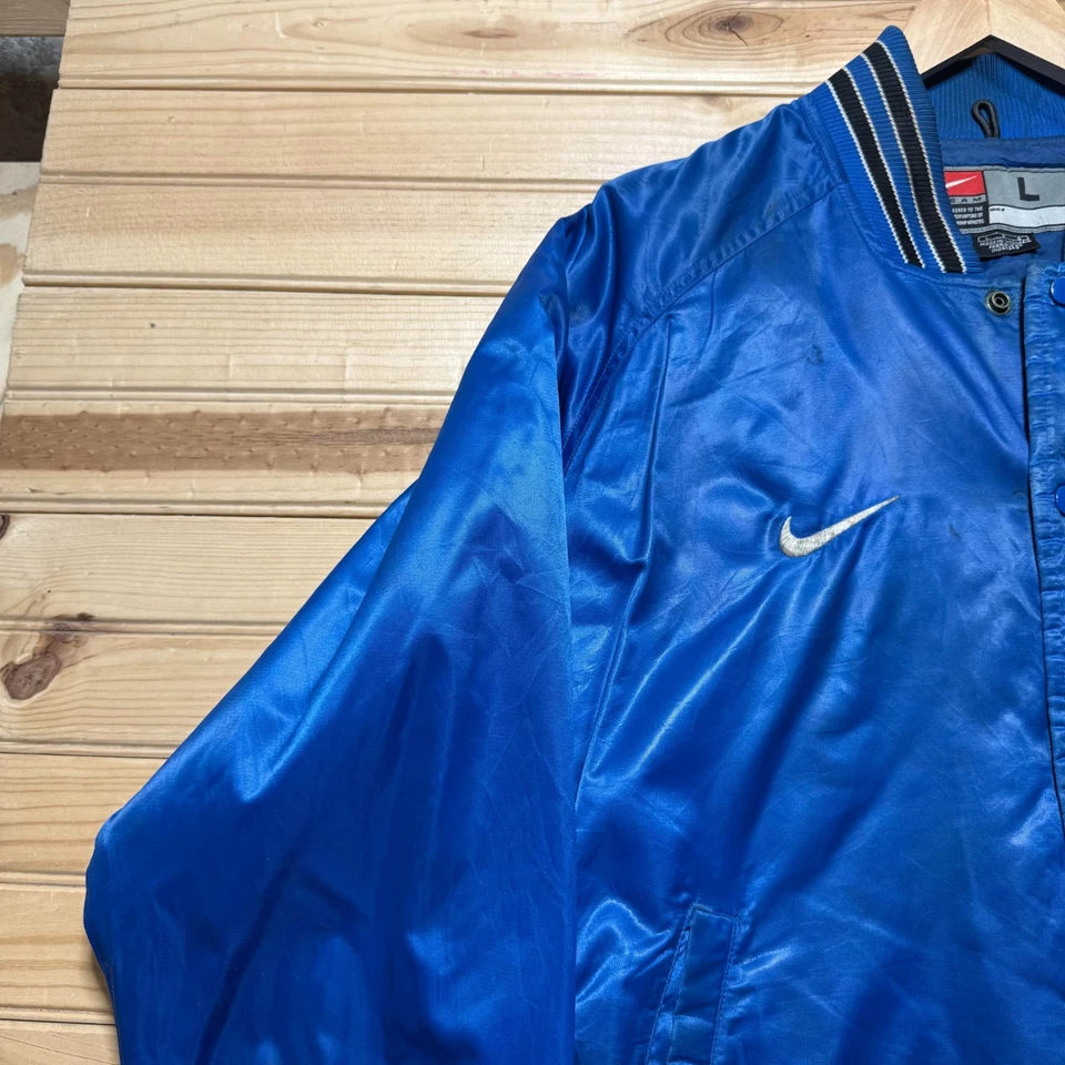 Chaqueta de Baloncesto Bombardero Satinado NBA Nike Team Orlando Magic Años 90 De Colección - Grande Foto 4 de 4